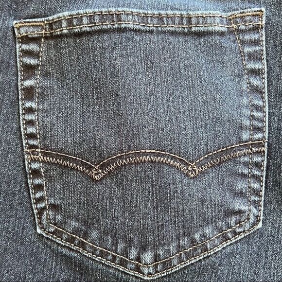 American Eagle Skinny 360 Extreme Flex Jeans. Midrise, Medium Wash. Sz 31x30 EUC - Picture 4 of 13